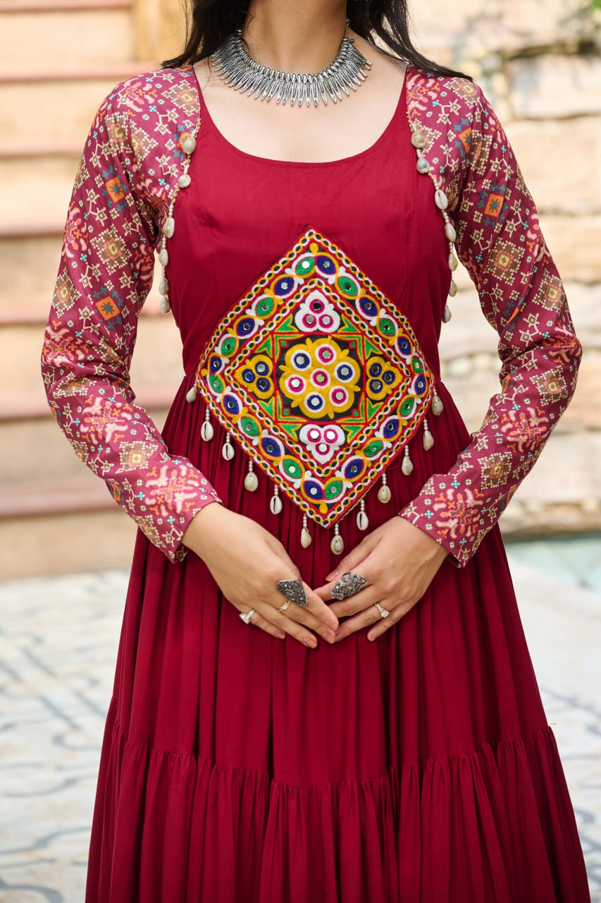 Kutchi Gamthi Embroidered Work Gown