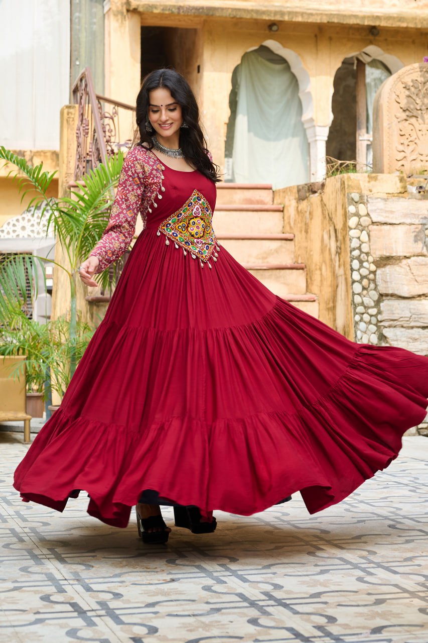 Kutchi Gamthi Embroidered Work Gown