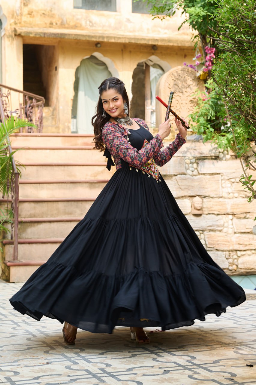 Kutchi Gamthi Embroidered Work Gown
