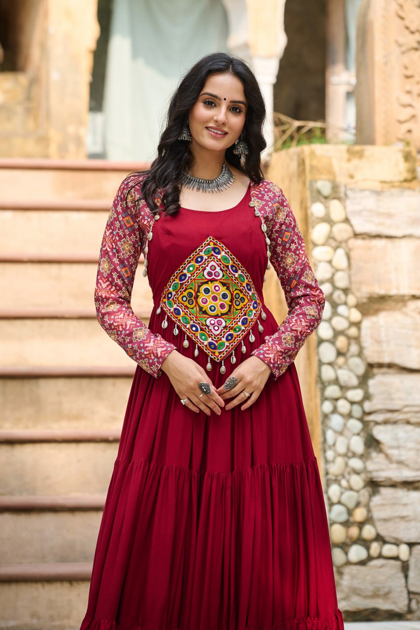 Kutchi Gamthi Embroidered Work Gown