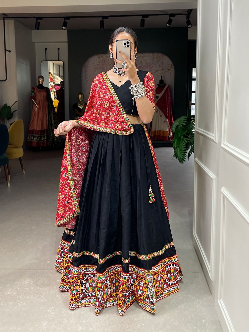 Gamthi Work- Lehenga Choli