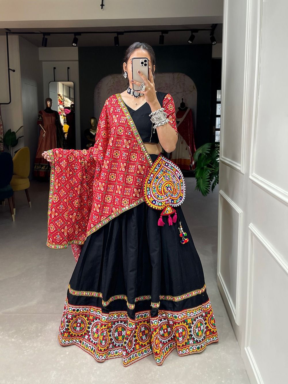 Gamthi Work- Lehenga Choli