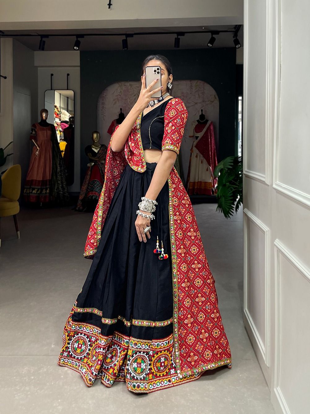 Gamthi Work- Lehenga Choli
