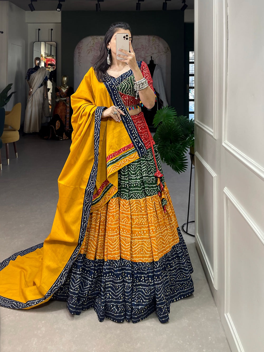 Full Bandhej Chaniya Choli
