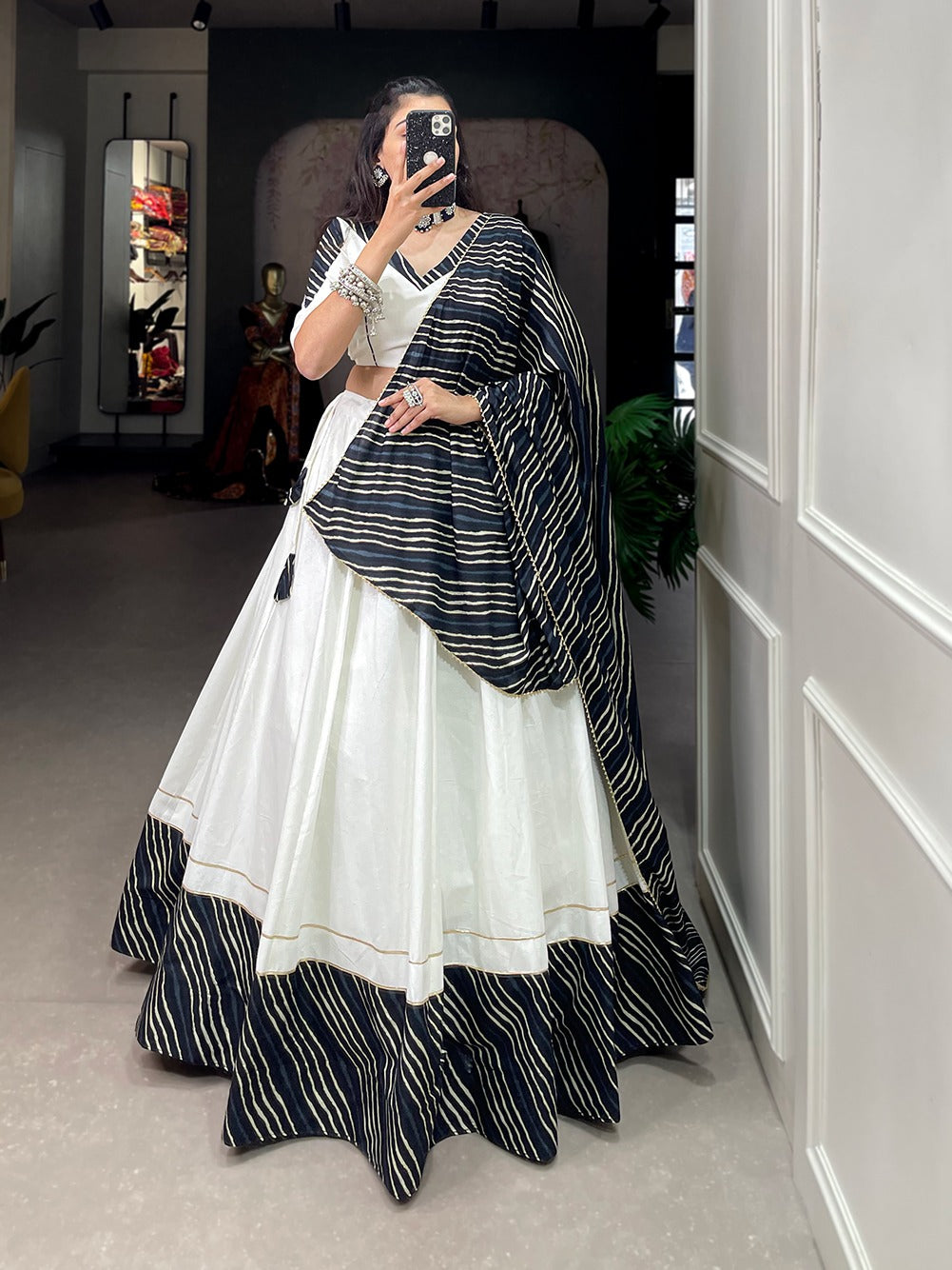 White lehariya Garba Choli