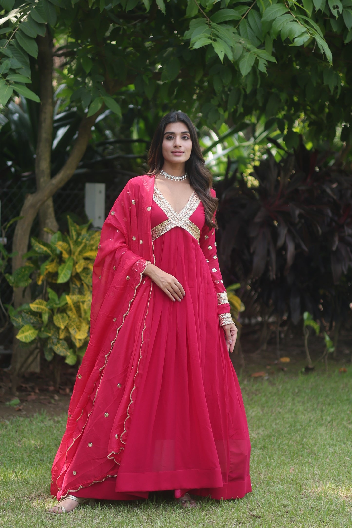 Alia Cut Gown With Sequins Zari Work