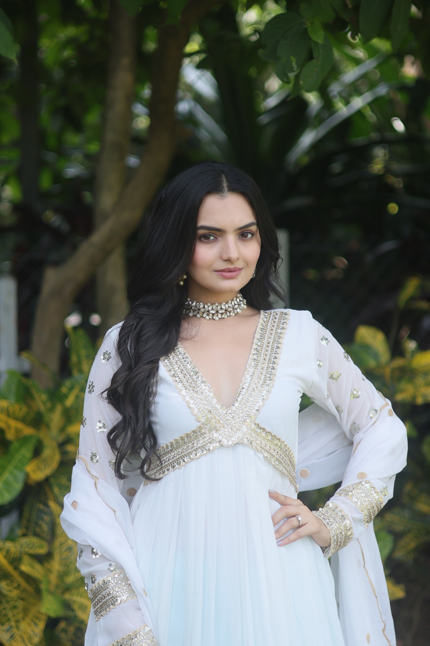 Alia Cut Gown With Sequins Zari Work