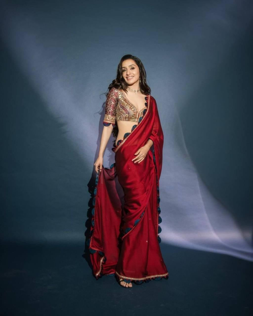 Shraddha kapoor inspired Maroon saree