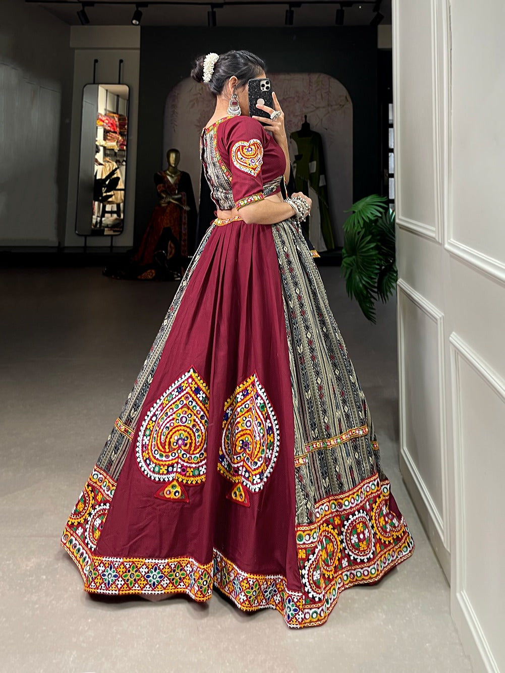 Garba Special Elegant Chaniya Choli