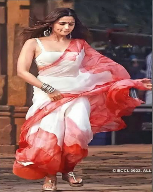 Alia Bhatt white-red saree